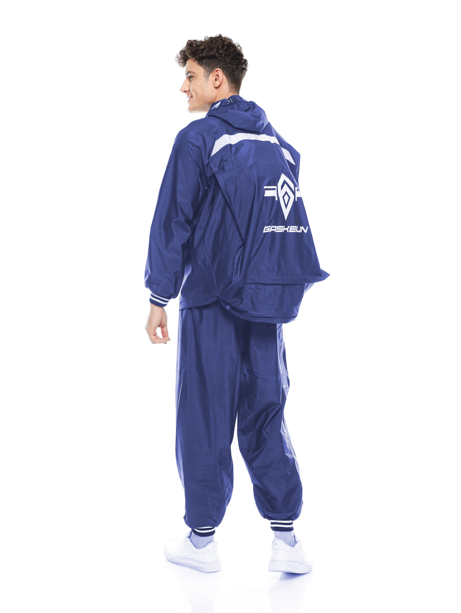 Biru-2-scaled.jpg